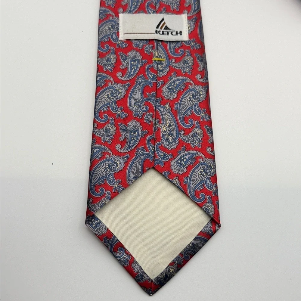 VINTAGE 1970'S-1980'S RED KETCH LABEL TIE PAISLEY, OFFICE, FORMAL